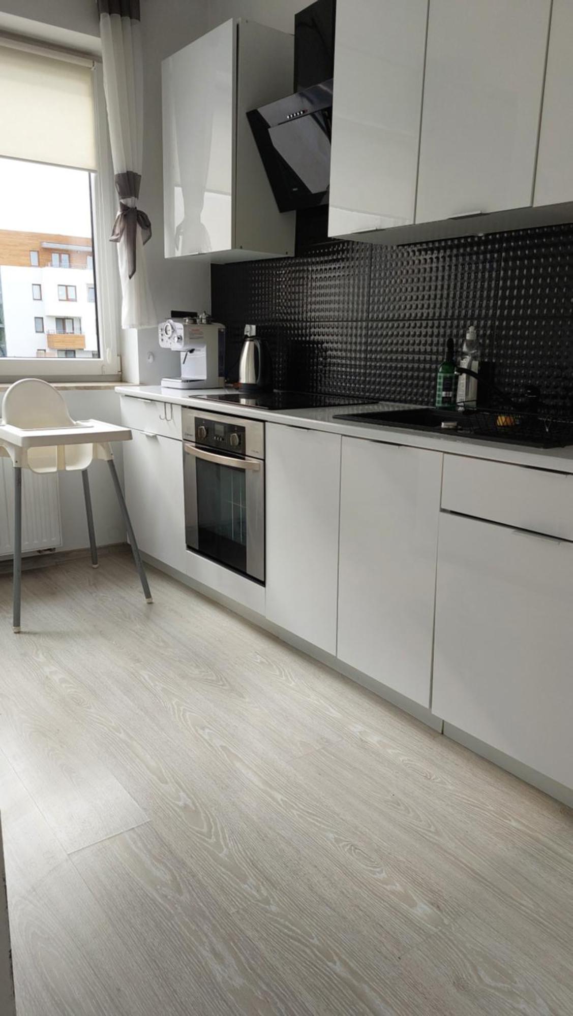 Apartment Black&white *